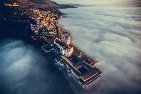 1. Præmie Vinder kategori Rejser, Basilica of Saint Frans af Assisi, Umbrien, Italien ved fcatutto